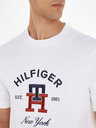 Tommy Hilfiger Curved Monogram T-shirt